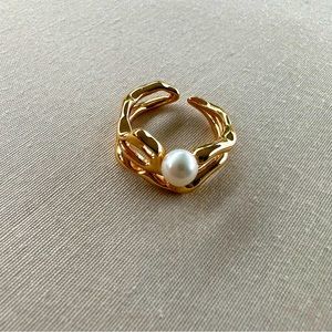 925 Sterling Silver, 18k gold plated, natural pearls, rings, gold tone